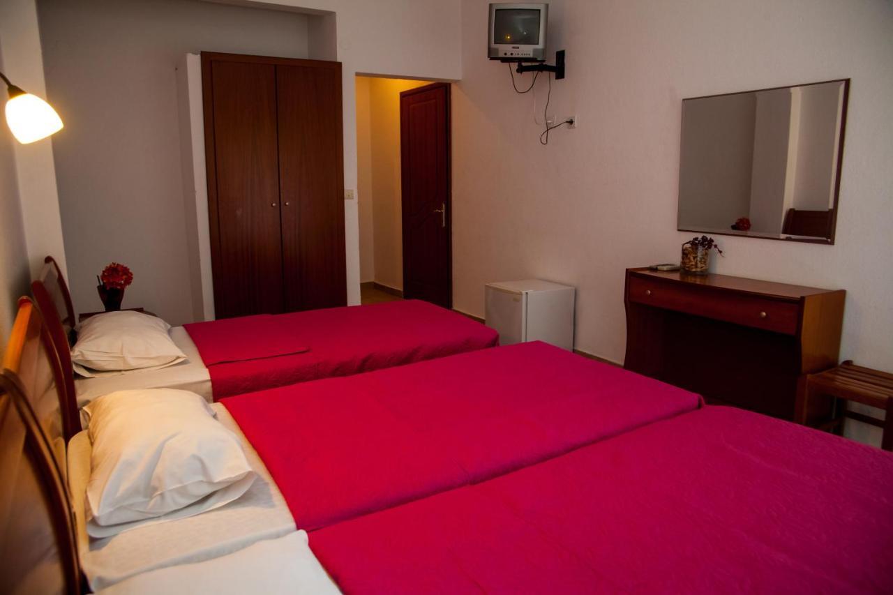 Hotel Adonis Kriopigi Eksteriør billede